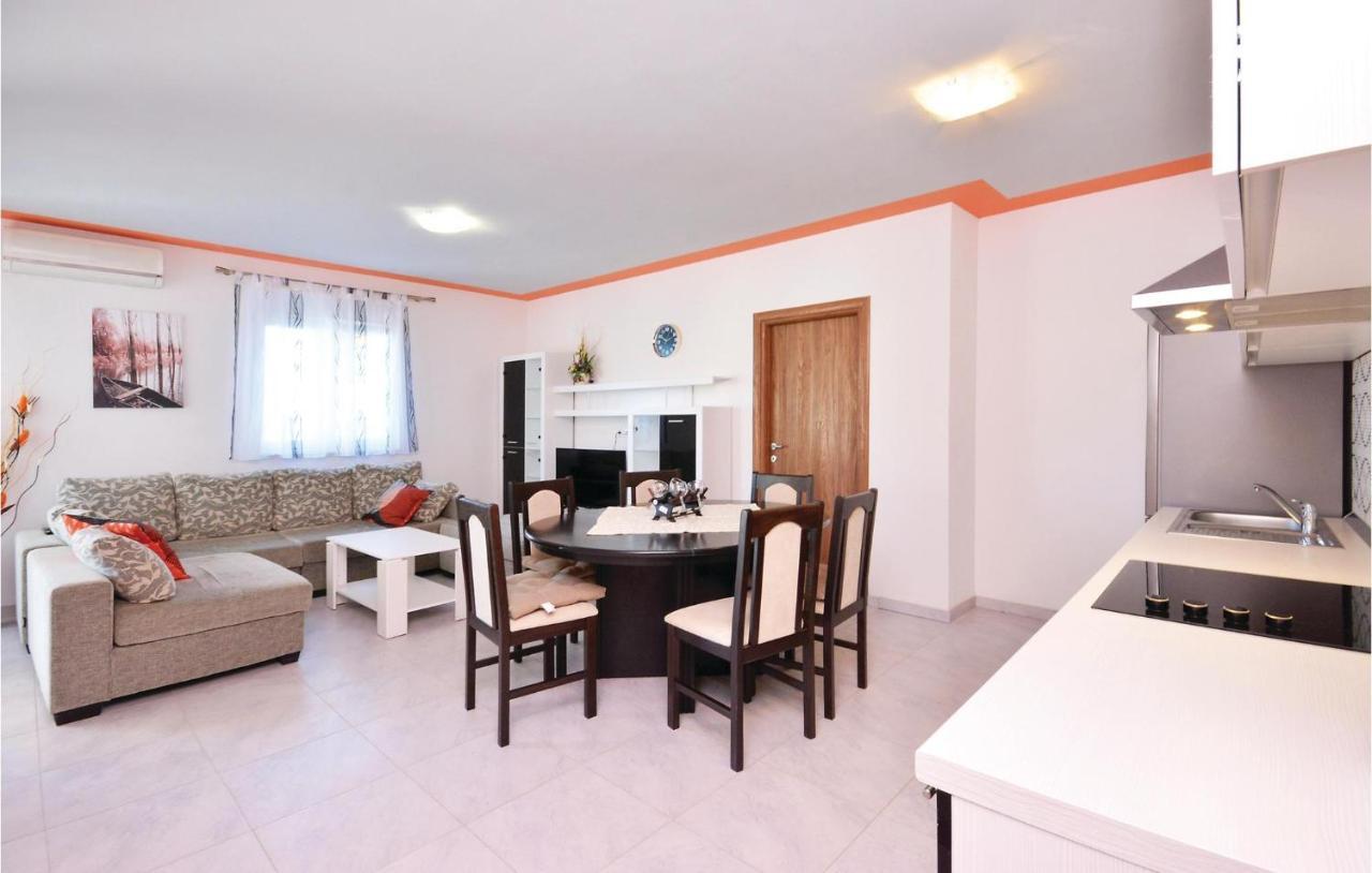 3 Bedroom Nice Home In Solin Split Exterior foto